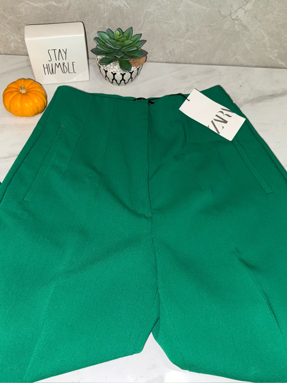 ZARA Vibrant Green Pencil Skirt